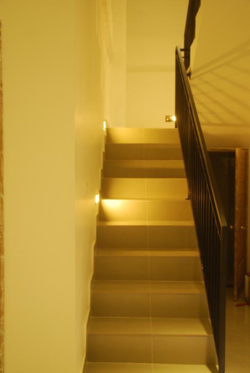 Sugiras Living Hotell Denpasar Exteriör bild
