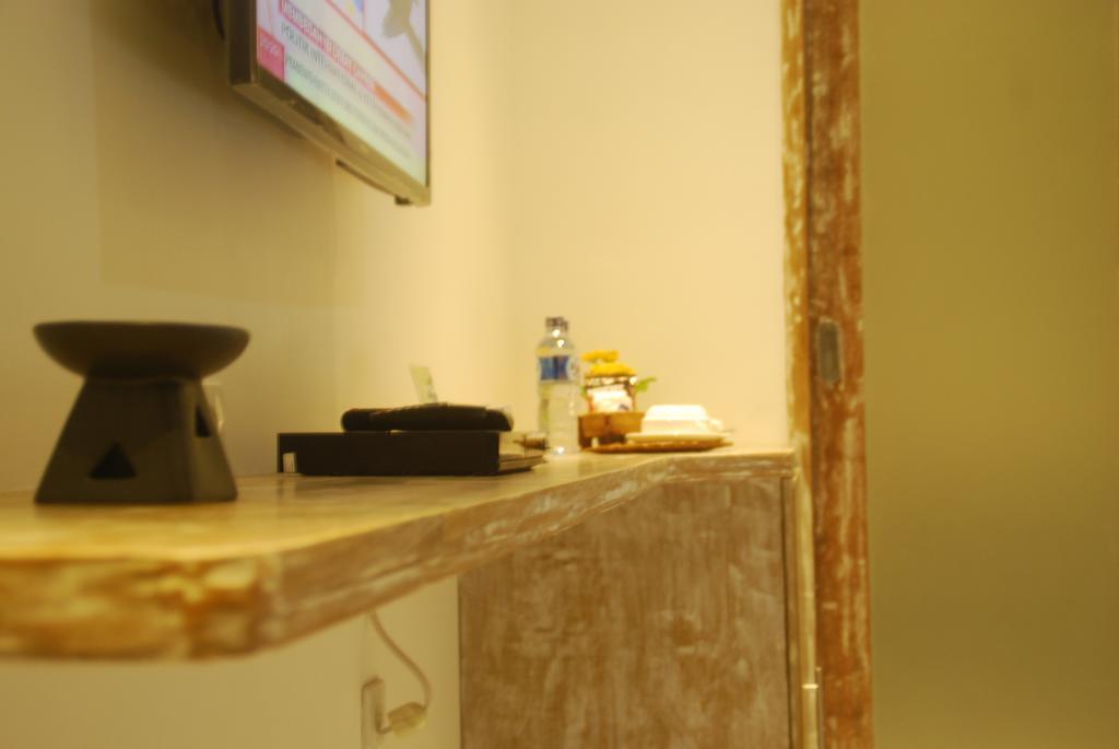 Sugiras Living Hotell Denpasar Exteriör bild