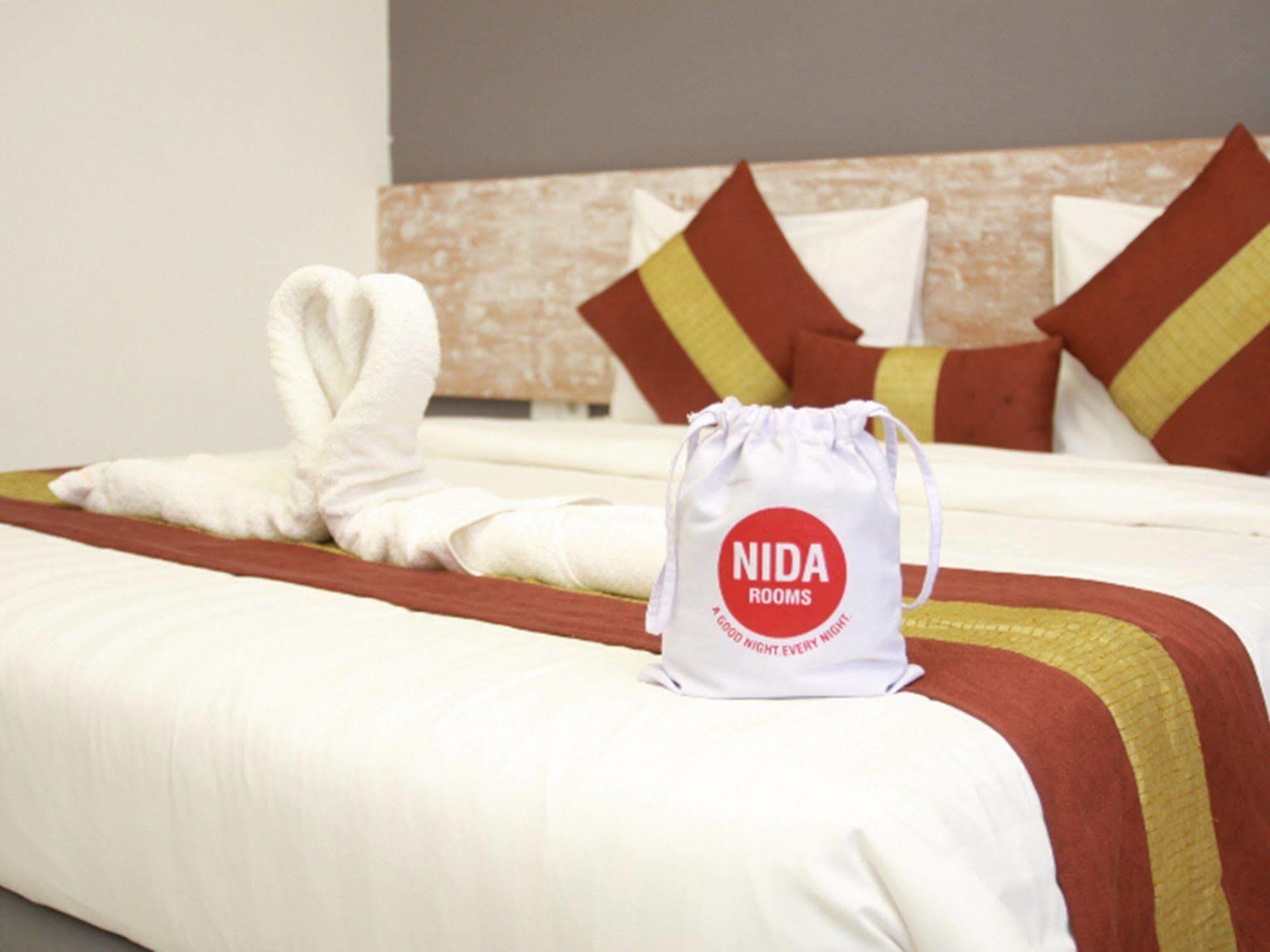 Sugiras Living Hotell Denpasar Exteriör bild